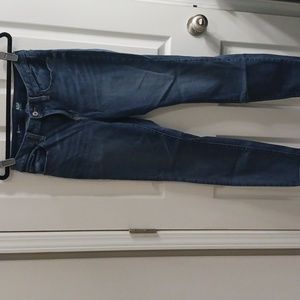 A.n.a Size 8 curvy jeans skinny ankle  👖 EUC 👖